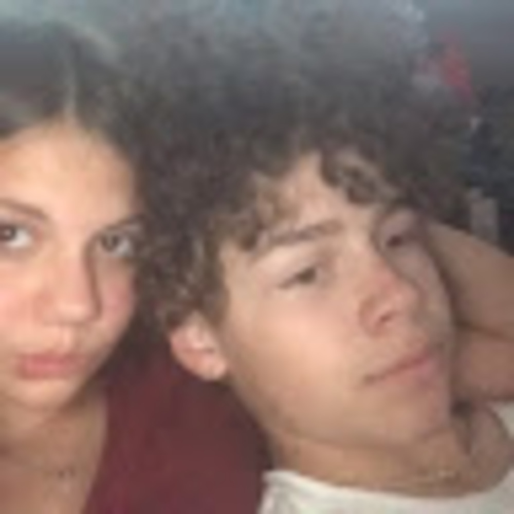 Meet your Posher, Avery